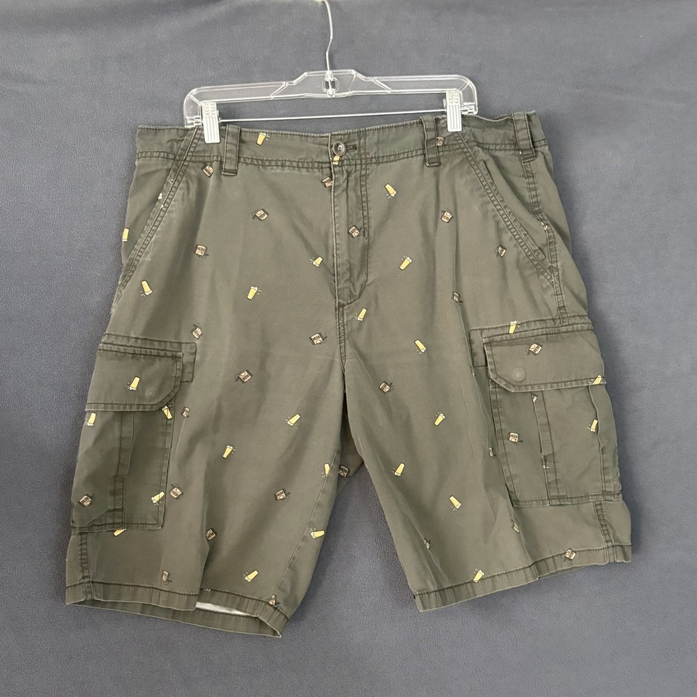 GH Bass All Over Beer Print Flat Front Cotton Chino Shorts Men's 38 Novelty